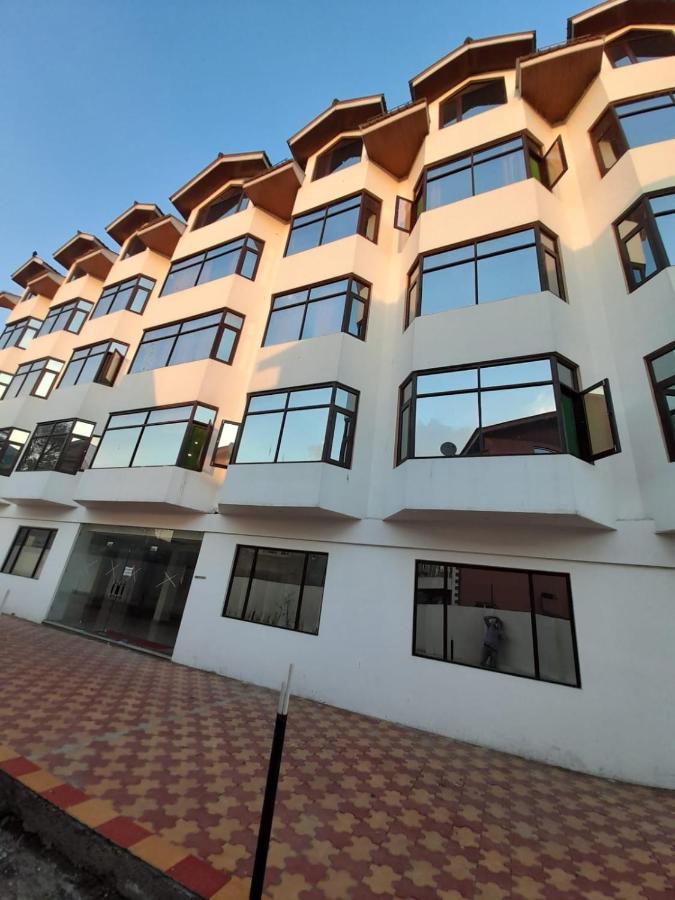 Hotel Zoon Dabb Srinagar Airport Kashmir מראה חיצוני תמונה