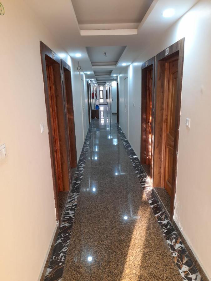 Hotel Zoon Dabb Srinagar Airport Kashmir מראה חיצוני תמונה