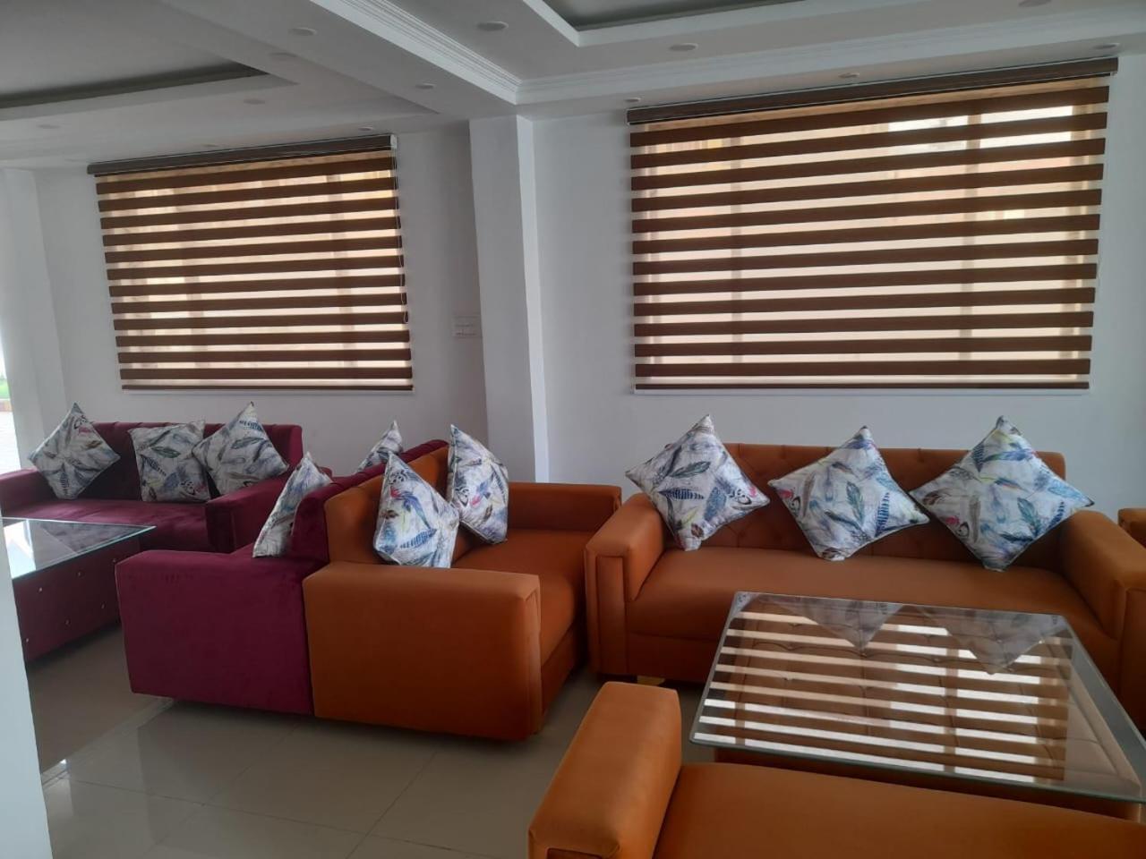 Hotel Zoon Dabb Srinagar Airport Kashmir מראה חיצוני תמונה