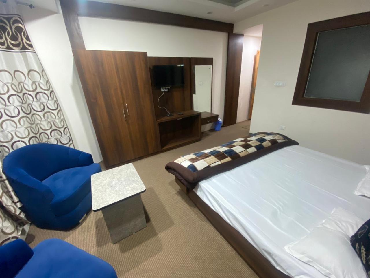Hotel Zoon Dabb Srinagar Airport Kashmir מראה חיצוני תמונה