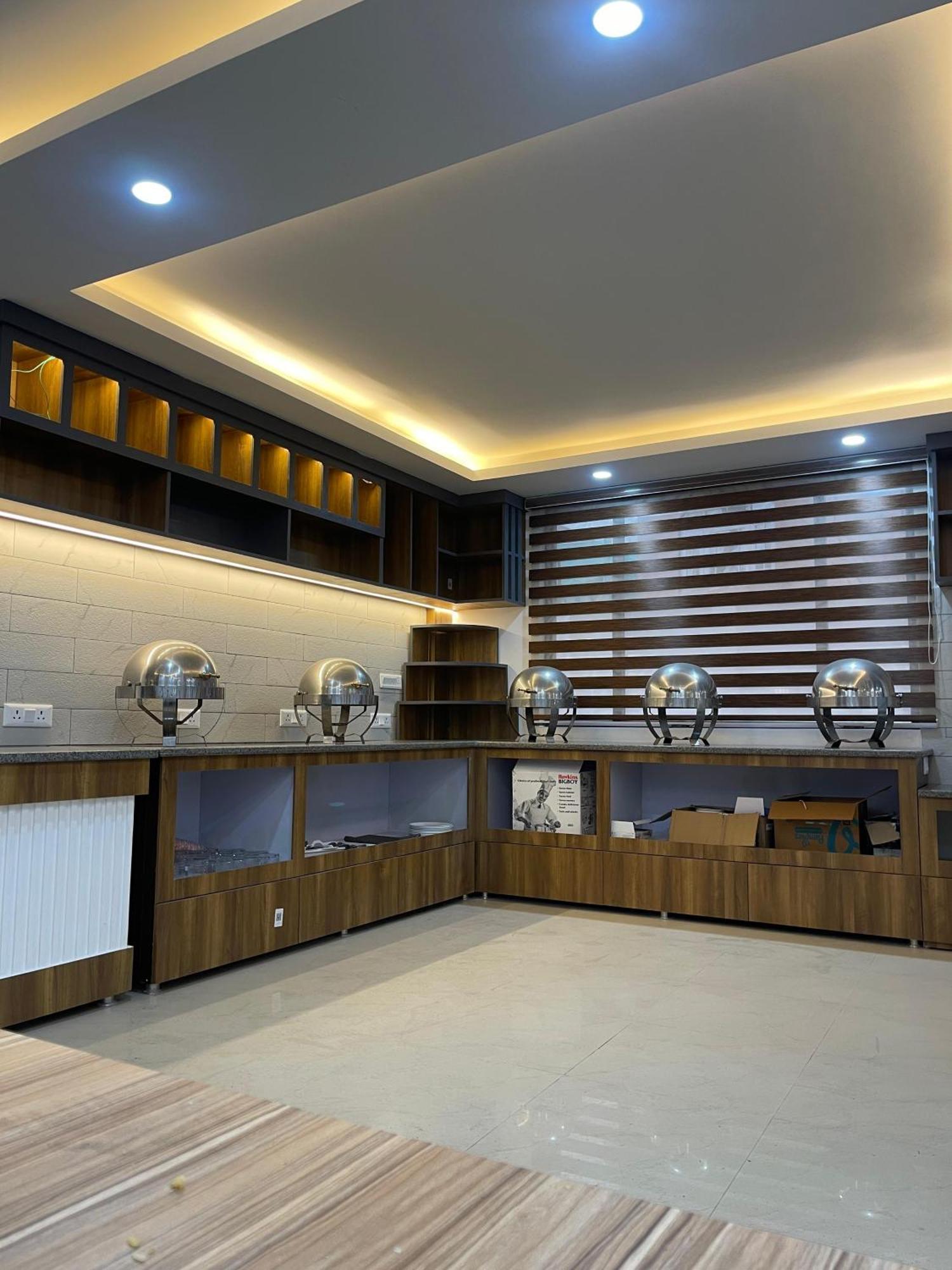 Hotel Zoon Dabb Srinagar Airport Kashmir מראה חיצוני תמונה