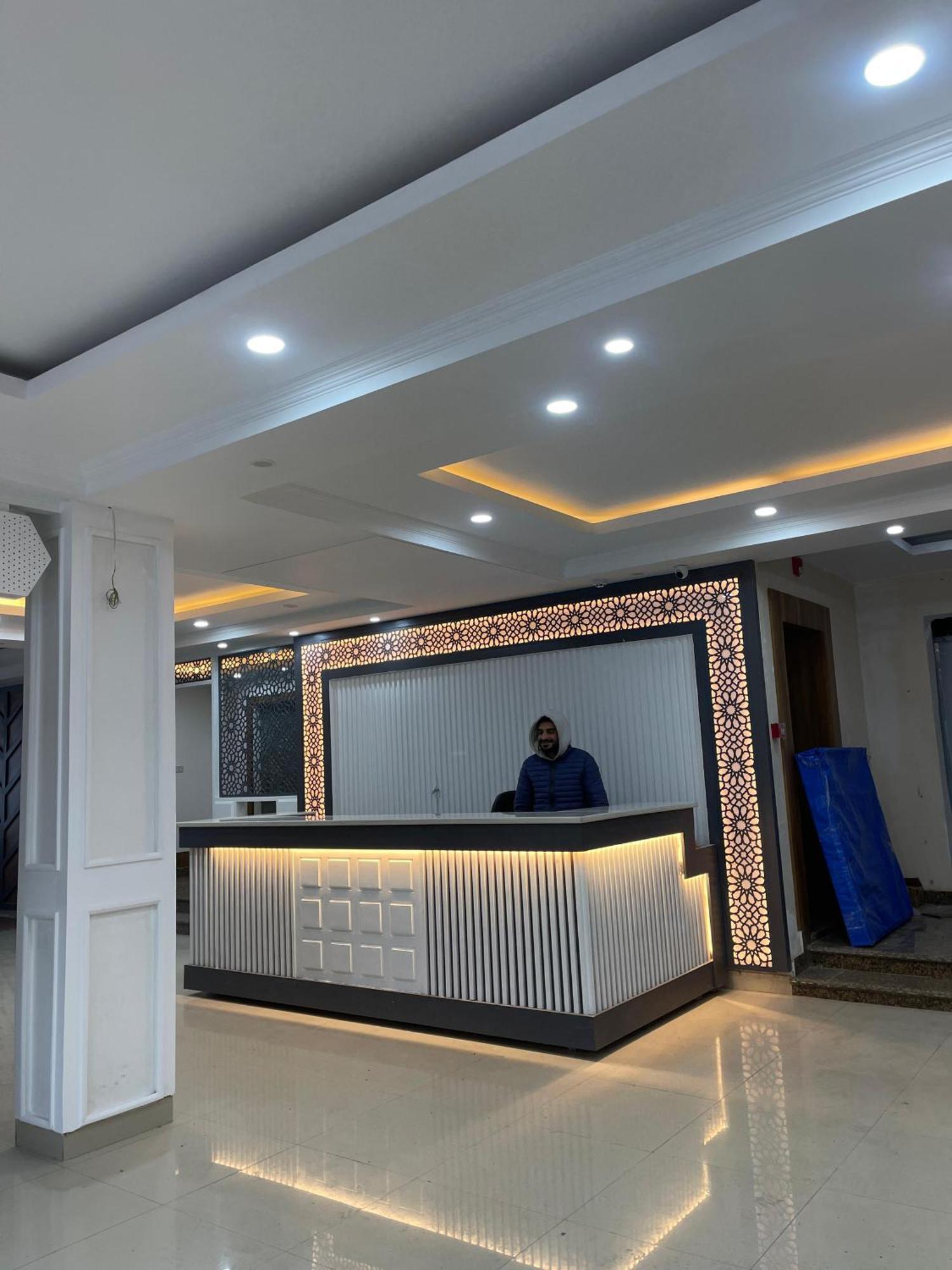 Hotel Zoon Dabb Srinagar Airport Kashmir מראה חיצוני תמונה