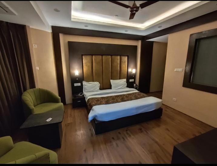 Hotel Zoon Dabb Srinagar Airport Kashmir מראה חיצוני תמונה